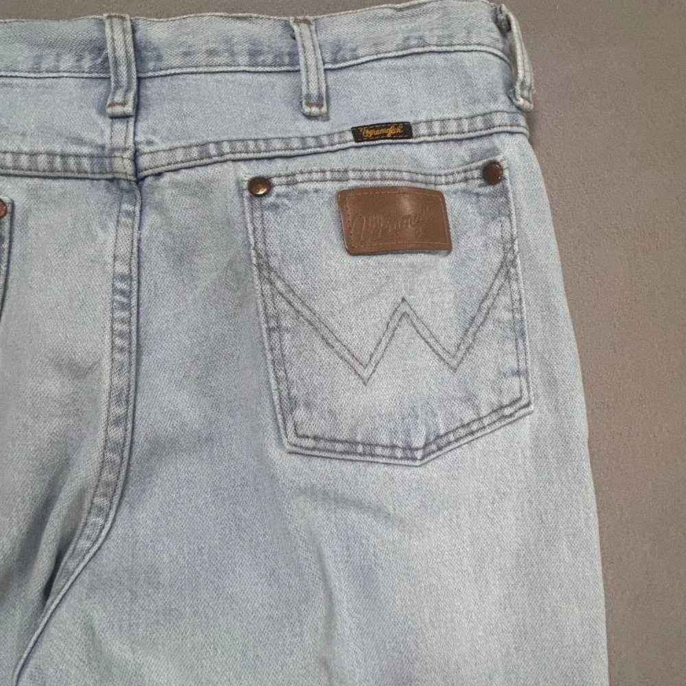 Wrangler Cowboy Cut 936GBH Light Wash Slim Fit Jeans Mens 33x32 Blue Denim